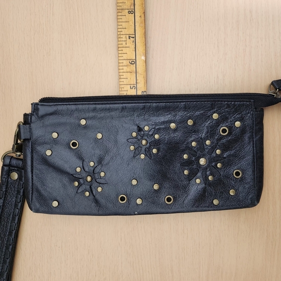 Nordstrom Genuine Deerskin Leather Studded Perfforated Clutch Wrislet Purse - Picture 6 of 7